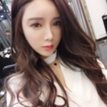 una 小姐姐,时尚潮流的引领者，魅力四溢的时尚偶像