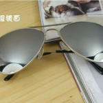 网红水银镜,揭秘神秘面纱下的时尚潮流